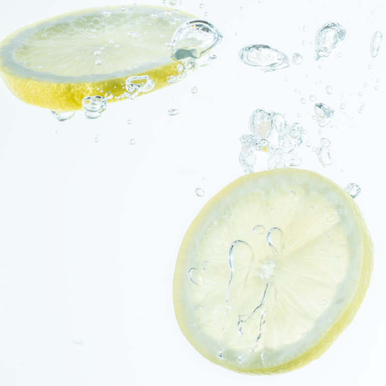 Hyaluronic Acid, Niacinamide & Vitamin C | LUHANDRA